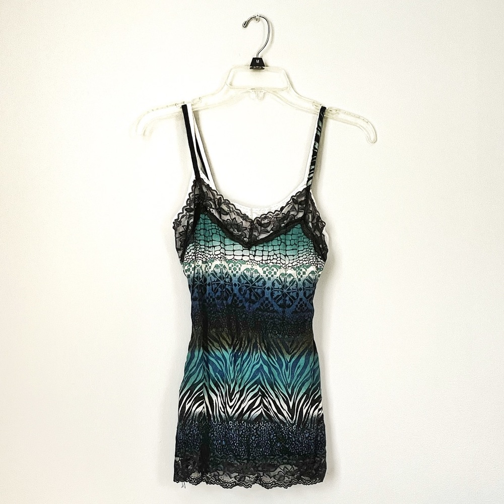 Almost Famous blue ombré fancy tank top. Juniors Size M.